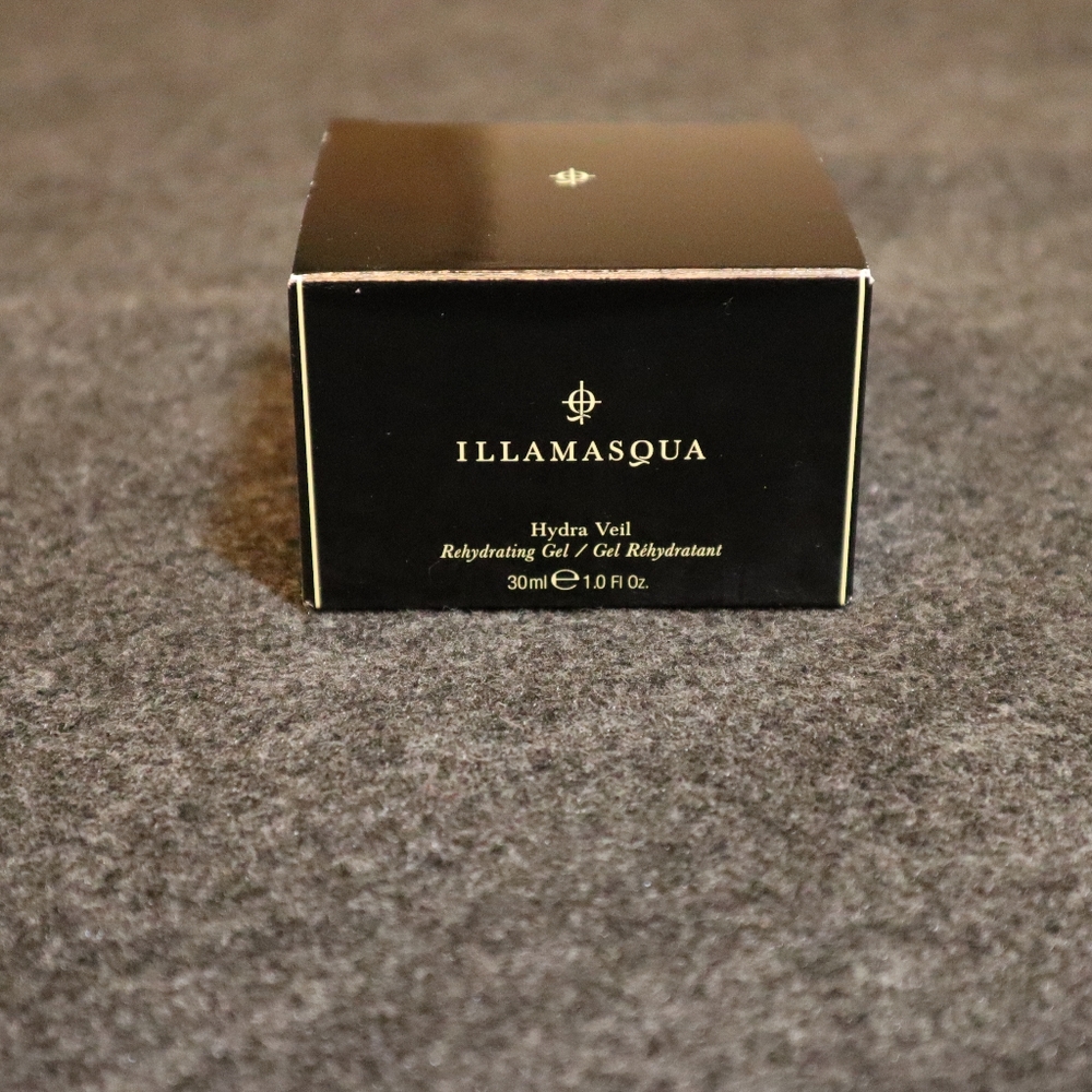 Illamasqua Hydra Veil